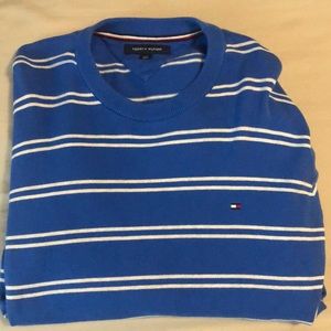 Tommy Hilfiger blue sweat shirt
